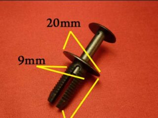 1532 Автокрепеж для BMW