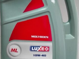 Масло моторное 10W40 Молибден п/с 5л LUXE